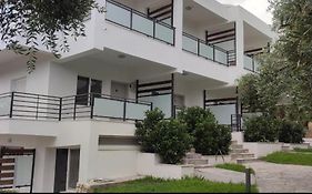 Villa Riza